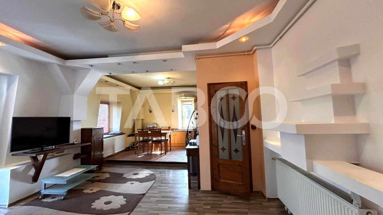 Apartament de vanzare Terezian 63 mpu 3 camere 2 balcoane 2 bai 
