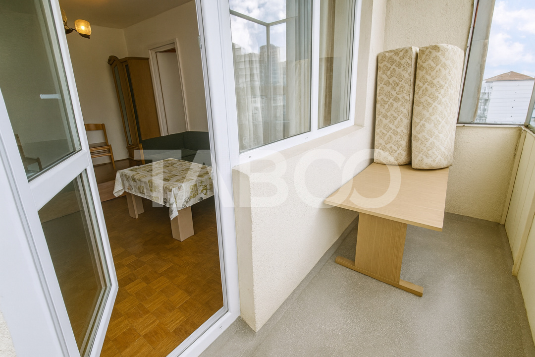 Apartament de vanzare zona Dioda cu 3 camere si balcon