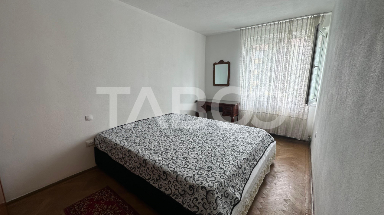 Apartament decomandat 2 camere 45 mpu mobilat zona Terezian Sibiu