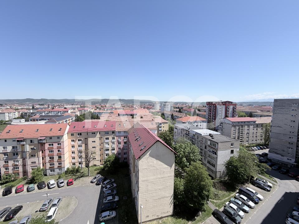 Apartament decomandat 2 camere 56 mpu cu balcon 14 mp Mihai Viteazul
