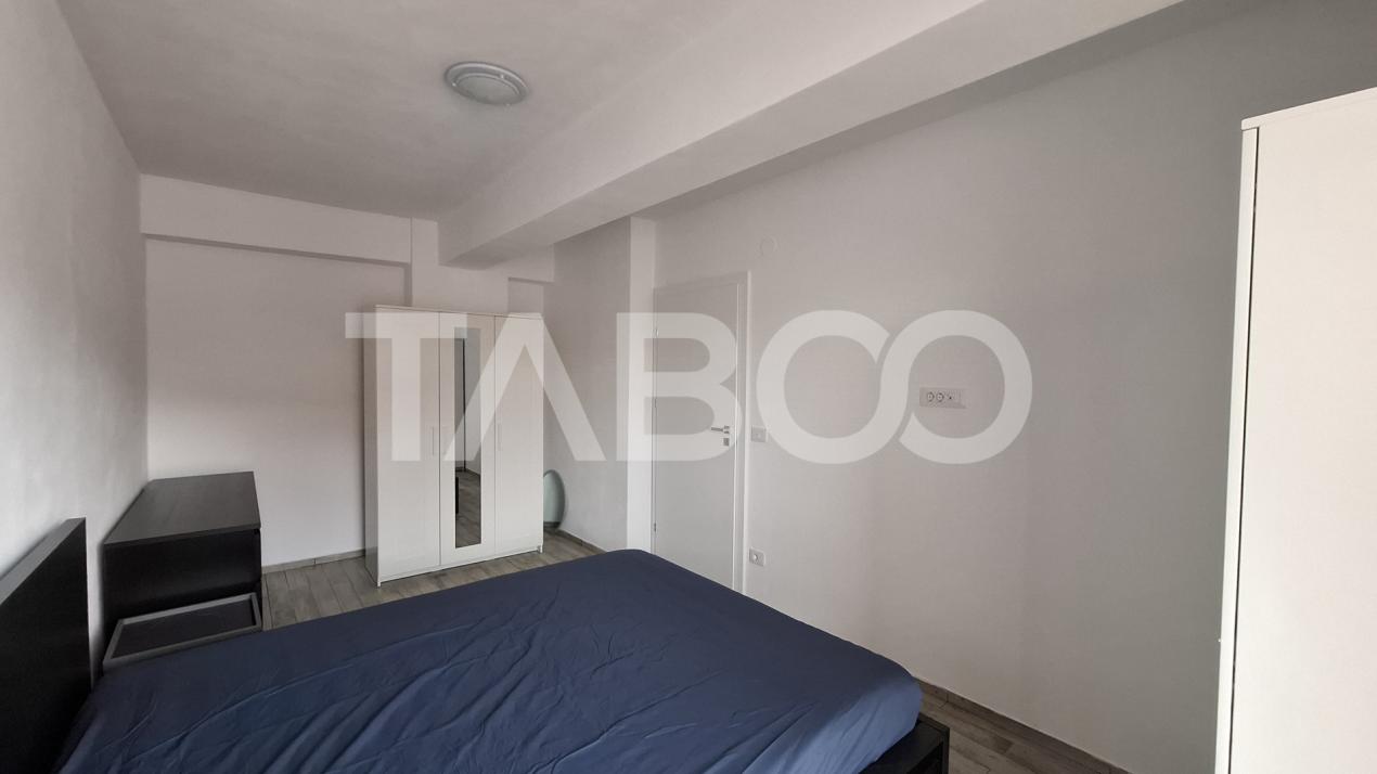 Apartament decomandat 3 camere 2 balcoane bloc cu lift Sibiu
