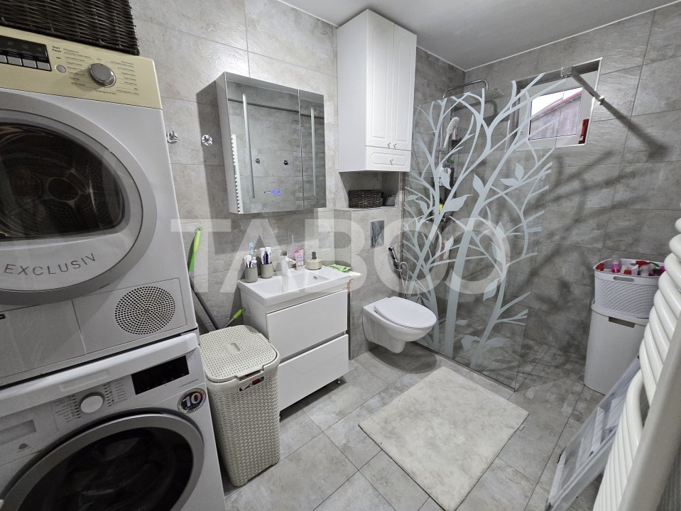 Apartament decomandat 3 camere 60 mpu 2 bai mobilat Vasile Aaron Sibiu