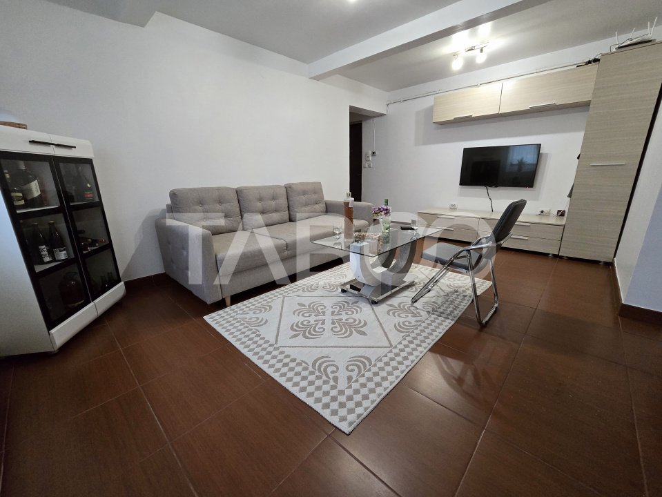 Apartament decomandat 3 camere 60 mpu 2 bai mobilat Vasile Aaron Sibiu in Sibiu - Oasa