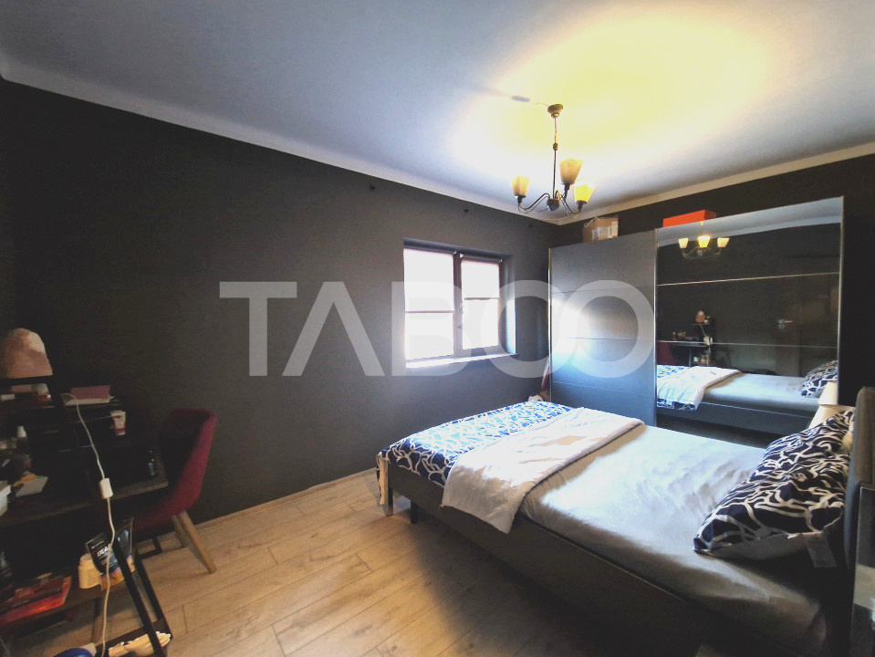 Apartament decomandat 3 camere 66 mp si loc de parcare Cisnadie 