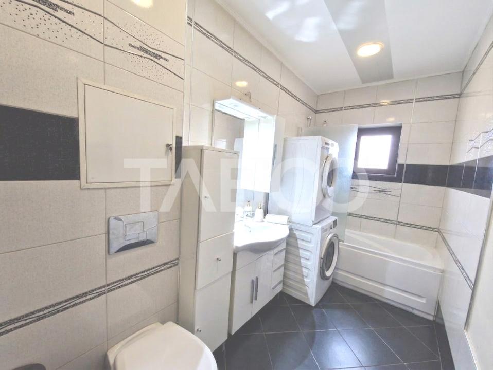 Apartament decomandat 3 camere 66 mp si loc de parcare Cisnadie 