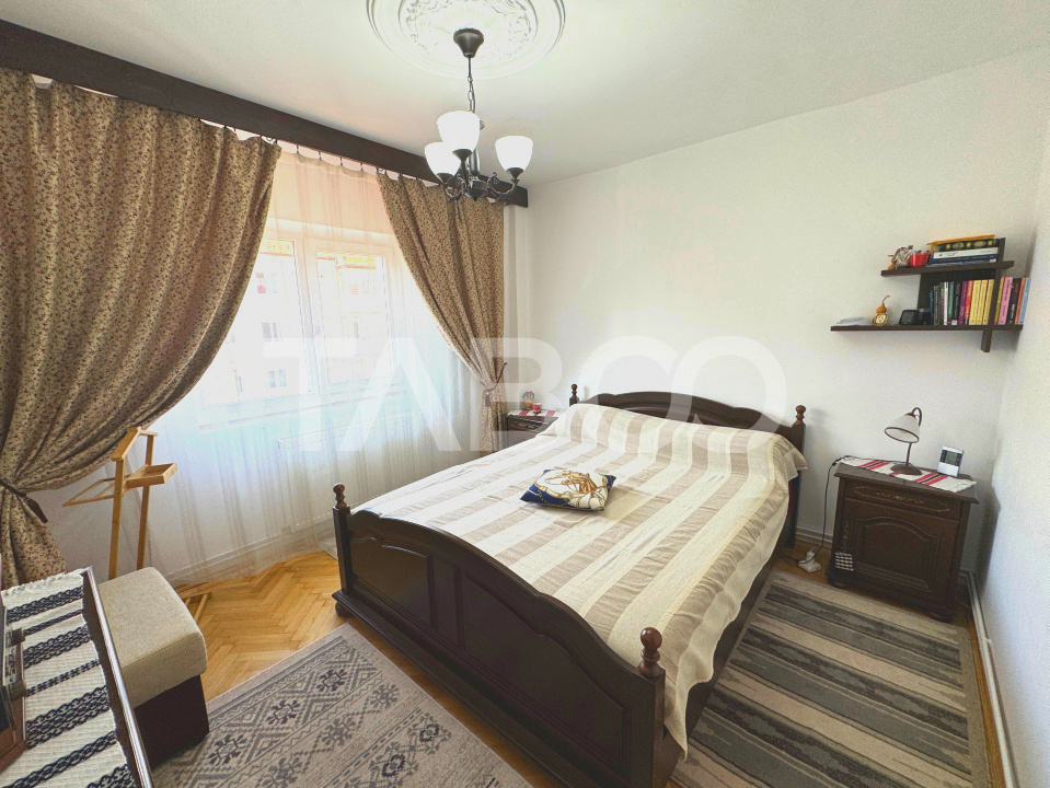 Apartament decomandat 3 camere 69 mpu balcon logie pivnita Rahovei