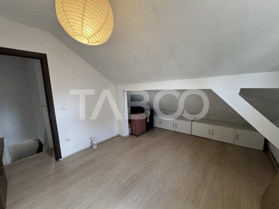 Apartament decomandat 3 camere 70 mpu balcon intabulat Cedonia Sibiu