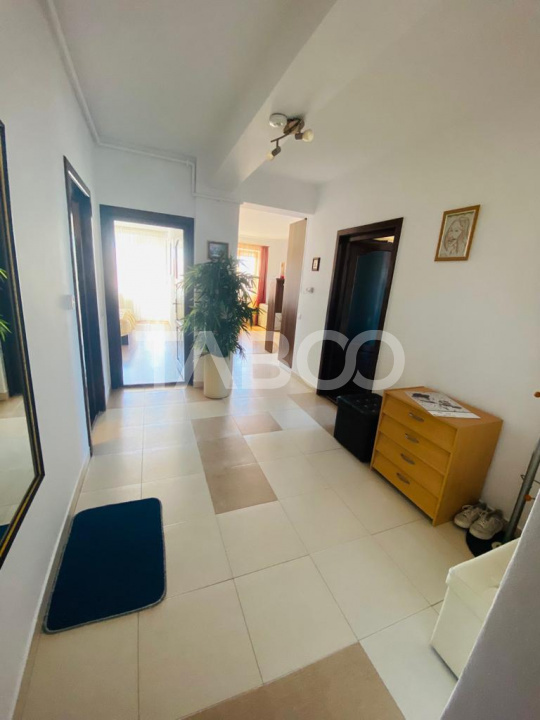 Apartament decomandat 3 camere 75 mp garaj boxa Parcul Sub Arini Sibiu