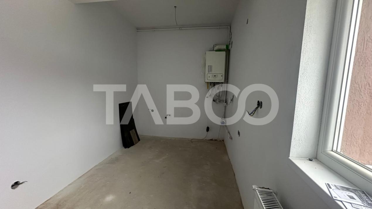 Apartament decomandat 3 camere  84 mpu etaj intermediar Turnisor Sibiu