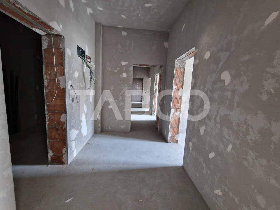Apartament decomandat 3 camere 85 mpu 2 balcoane 2 bai Rahovei Sibiu