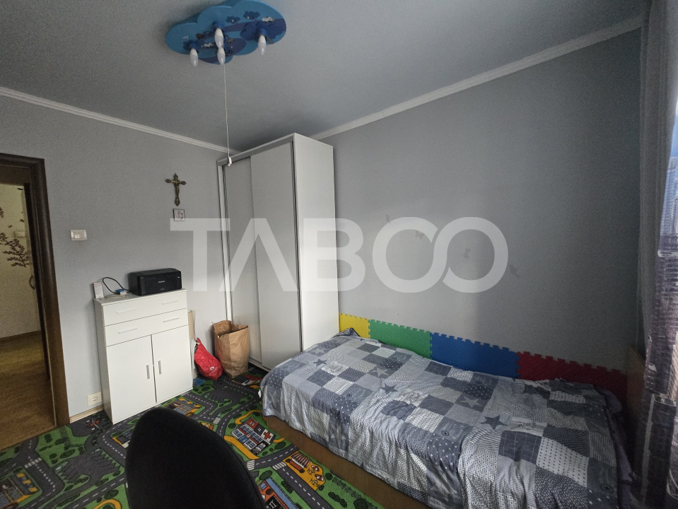 Apartament decomandat 3 camere de inchiriat 64mpu zona Strand Sibiu