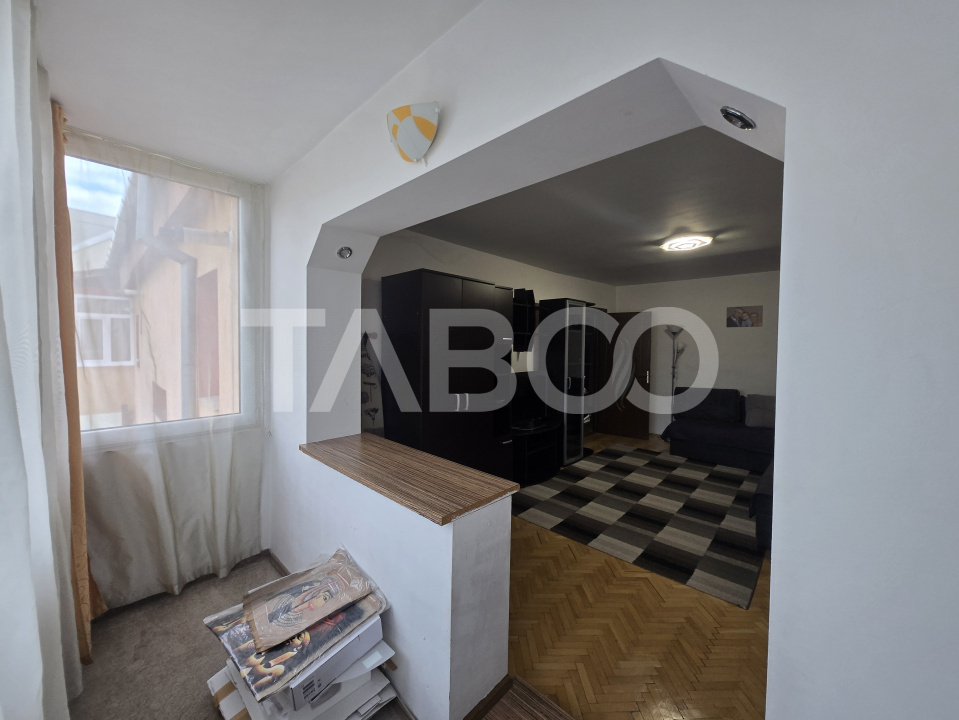 Apartament decomandat 3 camere de inchiriat 64mpu zona Strand Sibiu