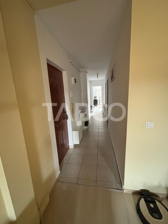 Apartament decomandat 3 camere de vanzare langa Parcul Belvedere