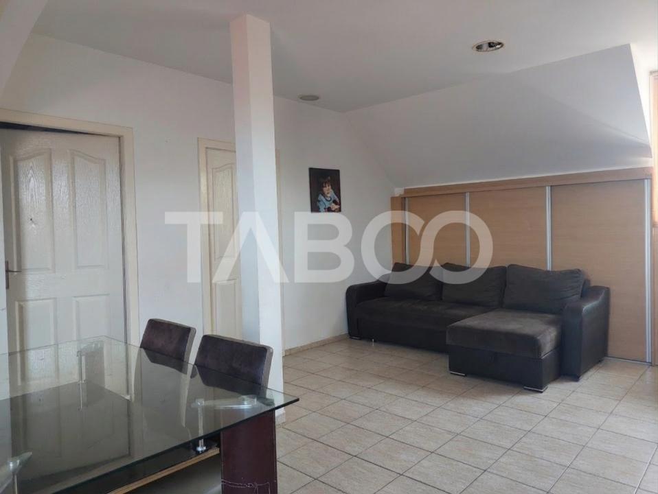 Apartament decomandat 3 camere zona centrala  Pret Avantajos Cisnadie 