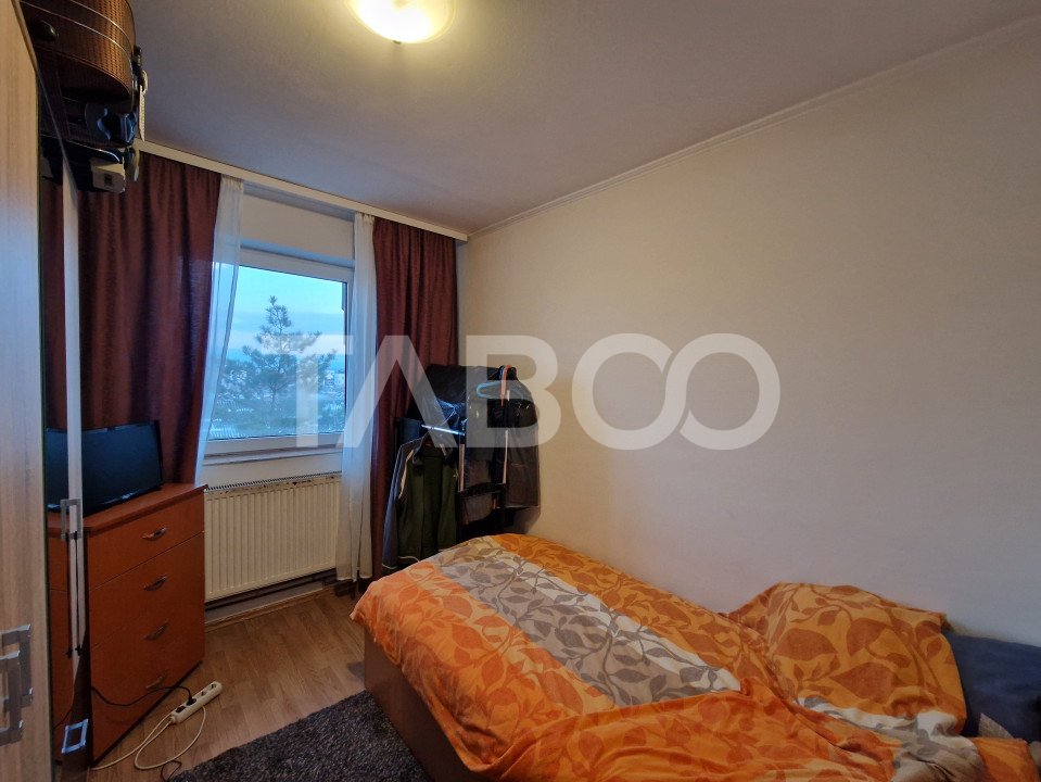 Apartament decomandat 36 mp utili 2 camere mobilat utilat Vasile Aaron
