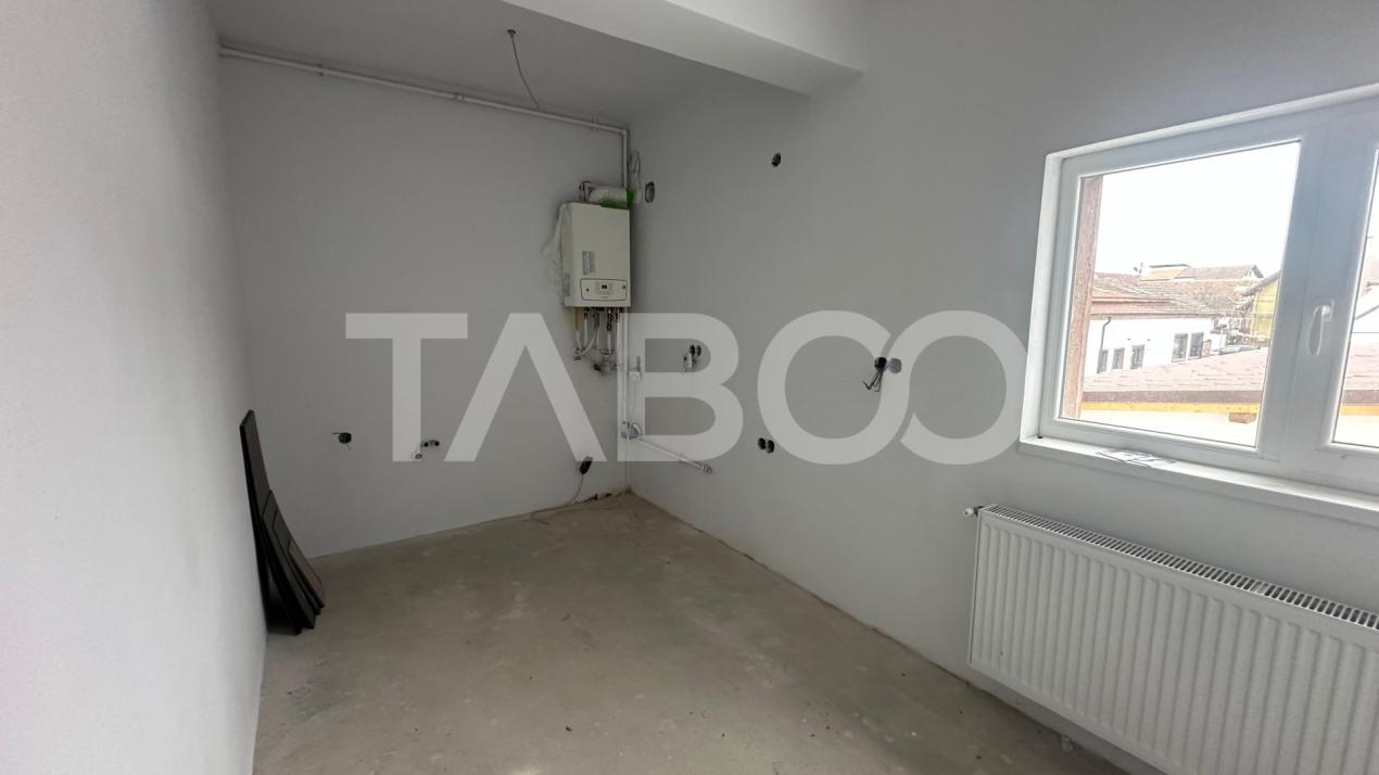 Apartament decomandat 84 mpu 3 camere etaj intermediar Turnisor Sibiu