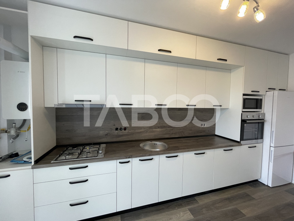 Apartament decomandat cu 2 camere etaj 2 60 mp balcon parcare Sibiu