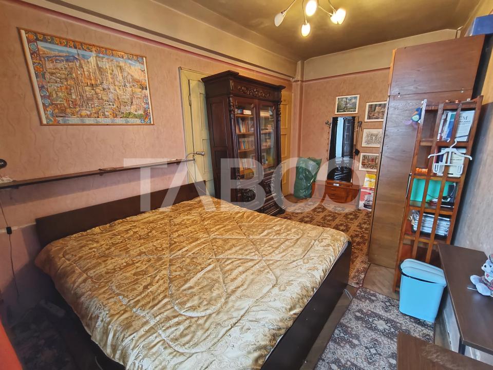 Apartament decomandat cu 3 camere pe strada Tribunei - Comision 0