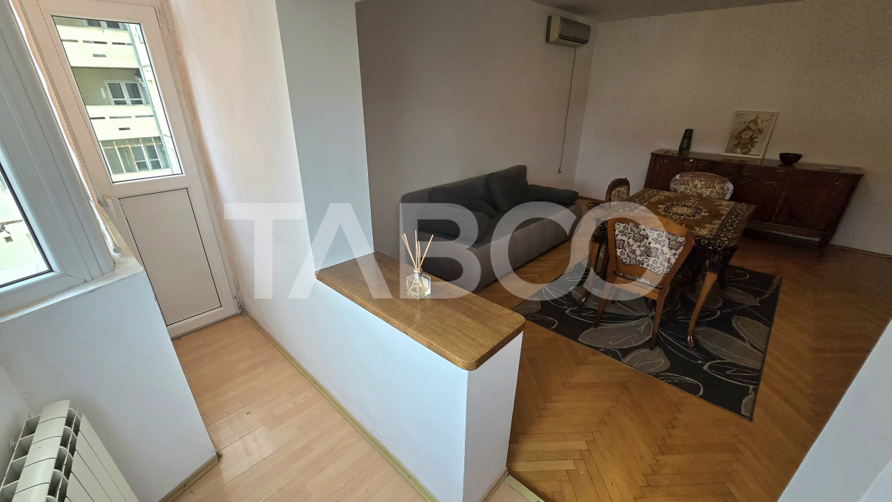 Apartament decomandat de inchiriat Terezian 2 camere etaj intermediar