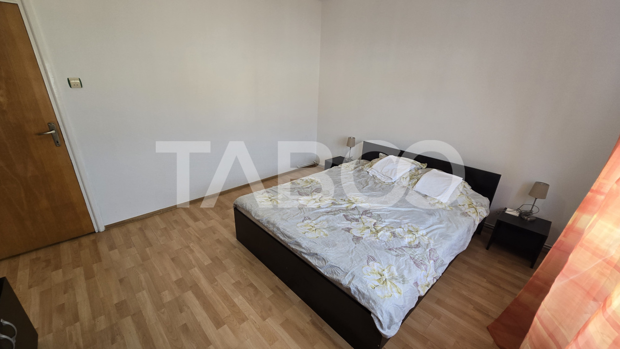 Apartament decomandat de inchiriat Terezian 2 camere etaj intermediar