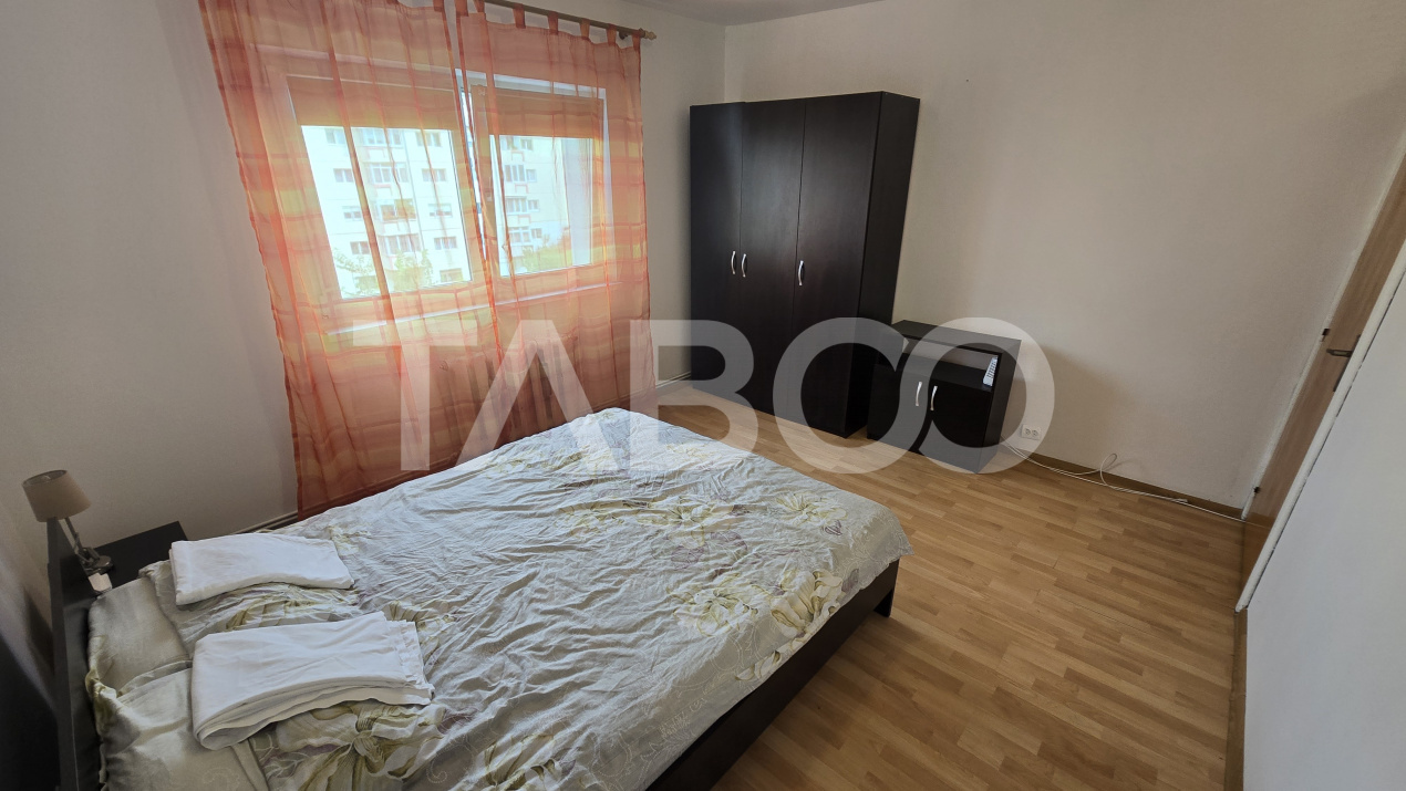 Apartament decomandat de inchiriat Terezian 2 camere etaj intermediar