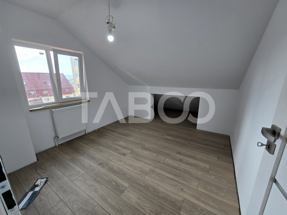 Apartament decomandat de vanare 4 camere balcon Vasile Aaron Sibiu