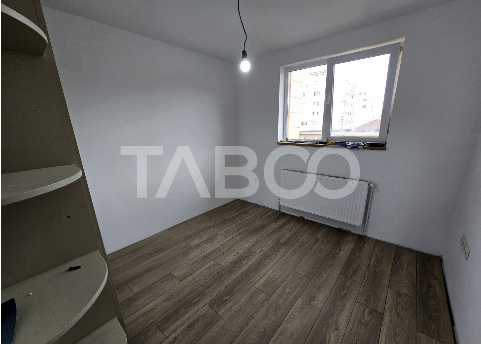 Apartament decomandat de vanare 4 camere balcon Vasile Aaron Sibiu
