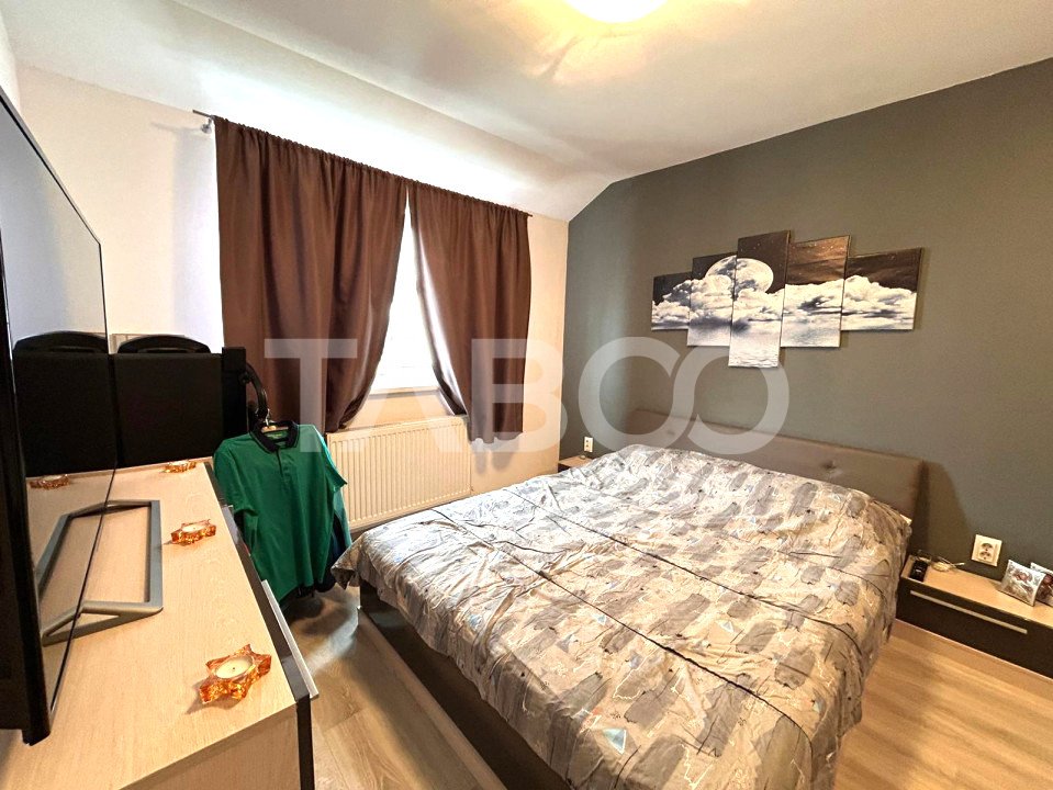 Apartament decomandat de vanzare 2 camere balcon parcare Selimbar