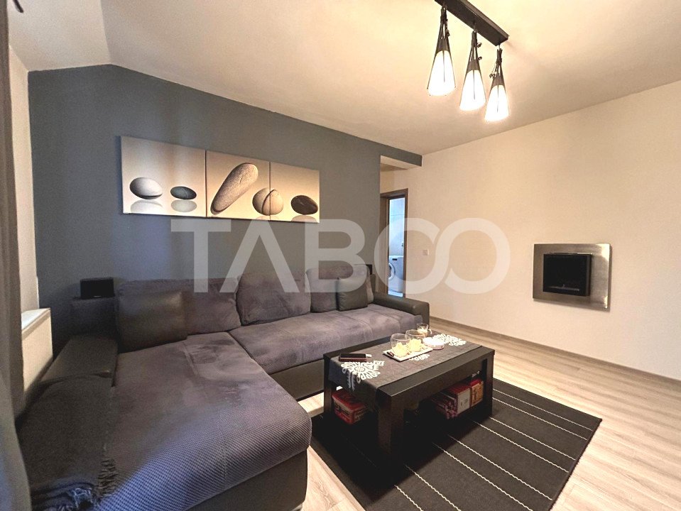 Apartament decomandat de vanzare 2 camere balcon parcare Selimbar