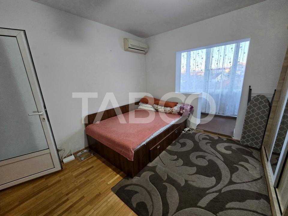 Apartament decomandat de vanzare 3 camere 2 bai pivnita Turnisor Sibiu