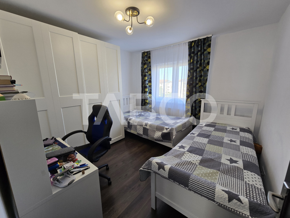 Apartament decomandat de vanzare 53 utili renovat pivnita Dioda Sibiu