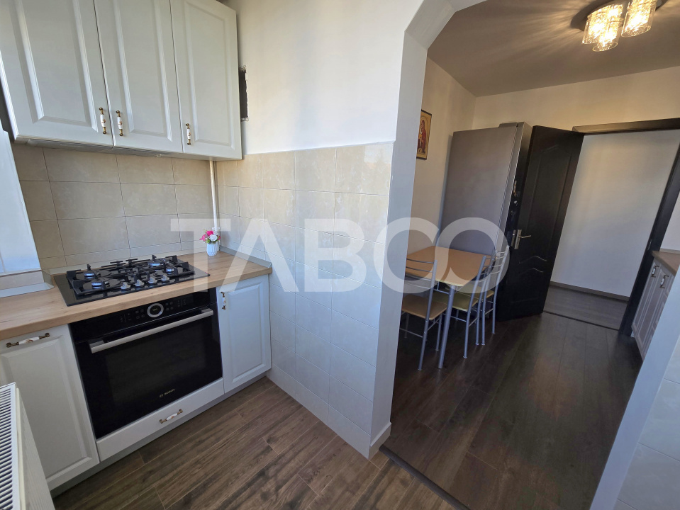 Apartament decomandat de vanzare 53 utili renovat pivnita Dioda Sibiu
