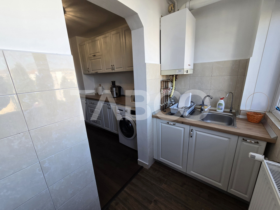 Apartament decomandat de vanzare 53 utili renovat pivnita Dioda Sibiu