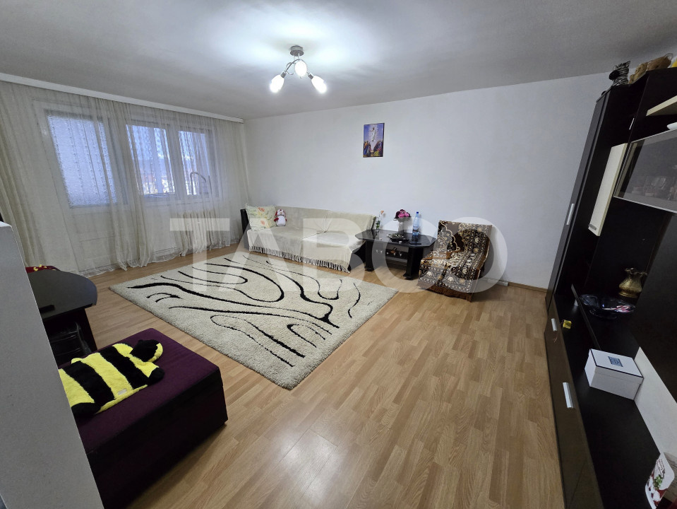 Apartament decomandat de vanzare 59 utili balcon pod zona Dioda Sibiu in Sibiu - G-ral Vasile Milea