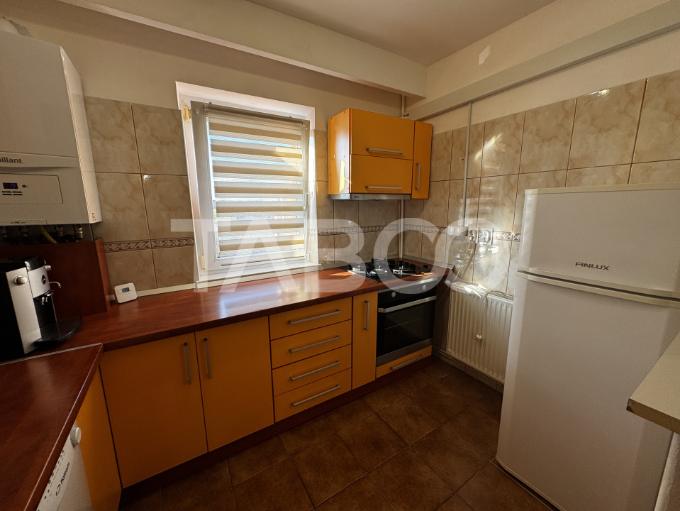 Apartament decomandat renovat complet 2 camere 51 mpu 2 balcoane Sibiu