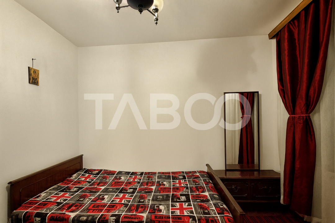 Apartament etaj 1 de vanzare 3 camere 2 bai balcon pivnita Cisnadie