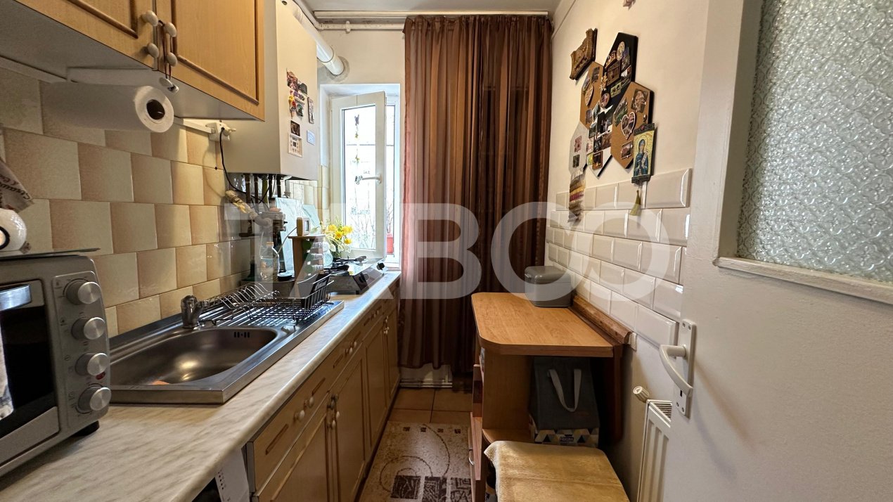 Apartament etaj intermediar 2 camere zona Mihai Viteazul Sibiu