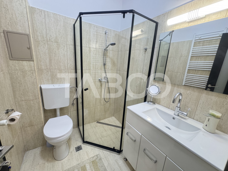 Apartament etaj intermediar 3 camere 2 bai 62 mpu Doamna Stanca Sibiu