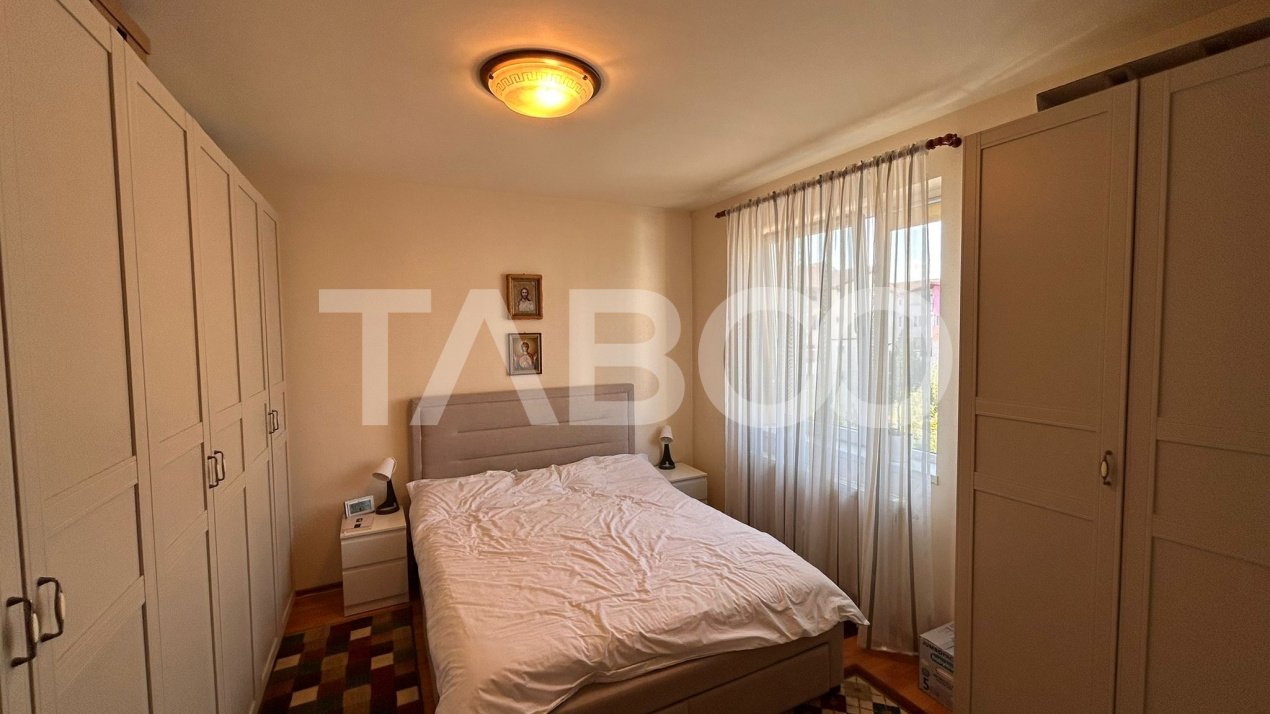 Apartament etaj intermediar decomandat cu 2 camere balcon Turnisor