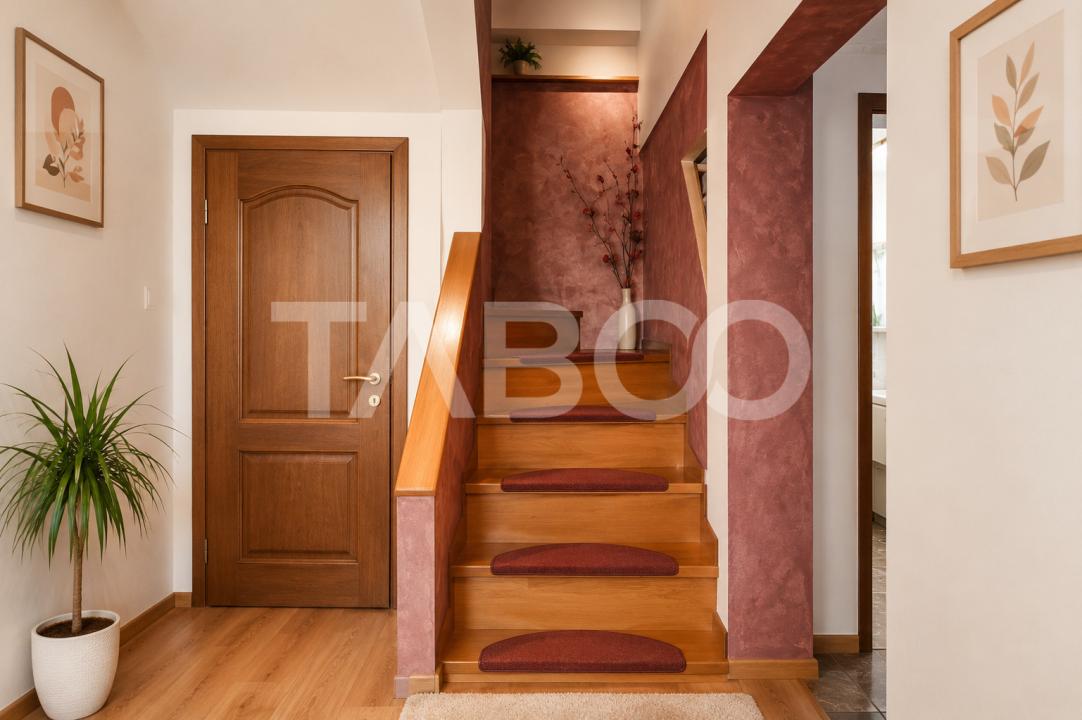 Apartament foarte spatios 3 camere balcon zona Cedonia