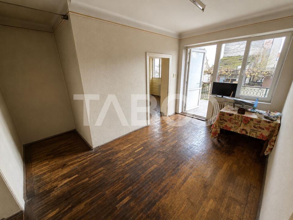 Apartament la casa 150mp utili + gradina 300mp zona Piata Cluj