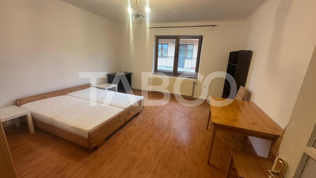 Apartament la casa 3 camere 105 mpu cu curte zona Tiglari Sibiu 