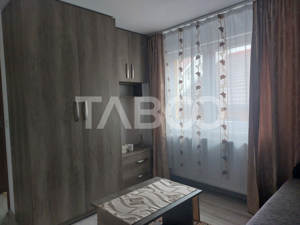 Apartament la casa 97 mpu 5 camere 2 bucatarii 3 bai gradina Cisnadie