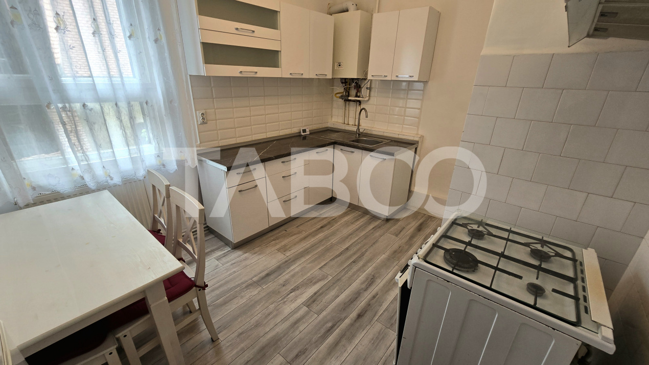 Apartament la casa de inchiriat Orasul de jos 3 camere 2 bai 