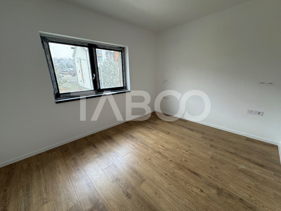 Apartament la cheie 5 camere 3 bai 105 mp balcon loc parcare Sibiu