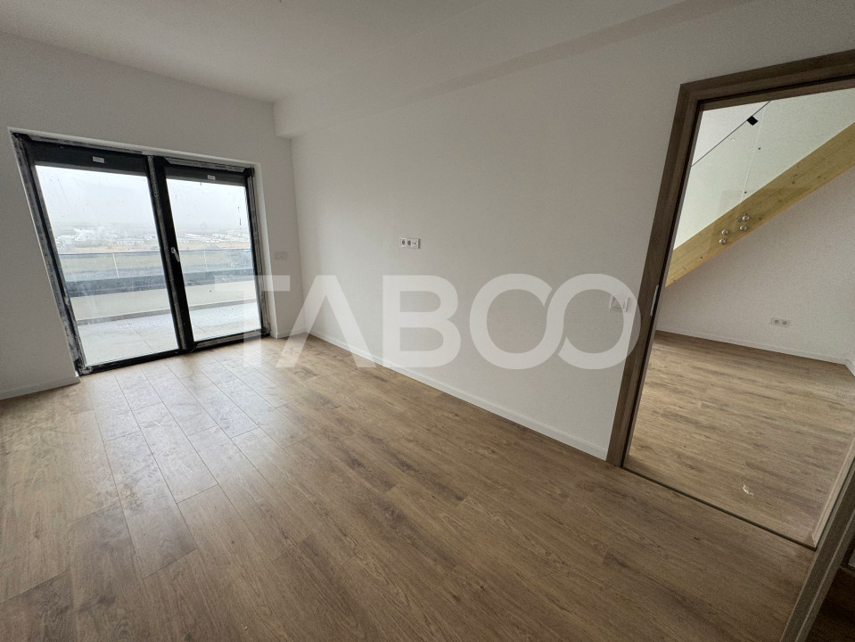 Apartament la cheie 5 camere 3 bai 105 mp balcon loc parcare Sibiu