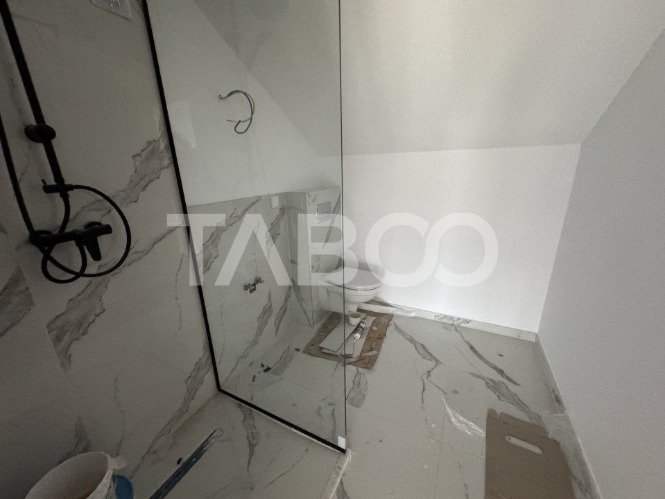 Apartament la cheie 5 camere 3 bai 105 mp balcon loc parcare Sibiu