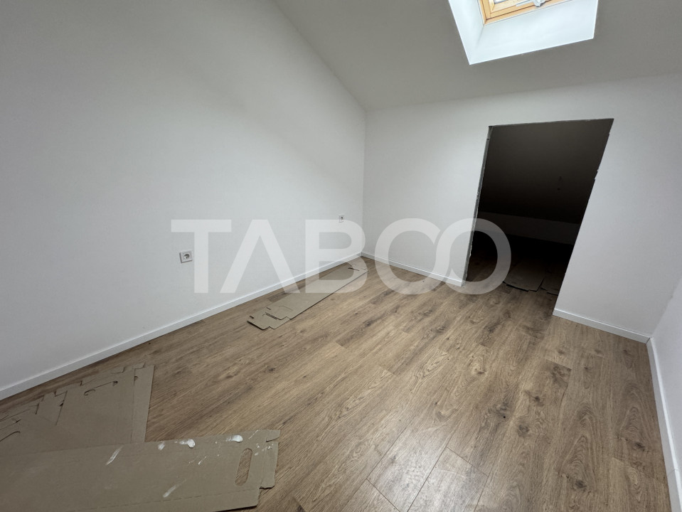 Apartament la cheie 5 camere 3 bai 105 mp balcon loc parcare Sibiu