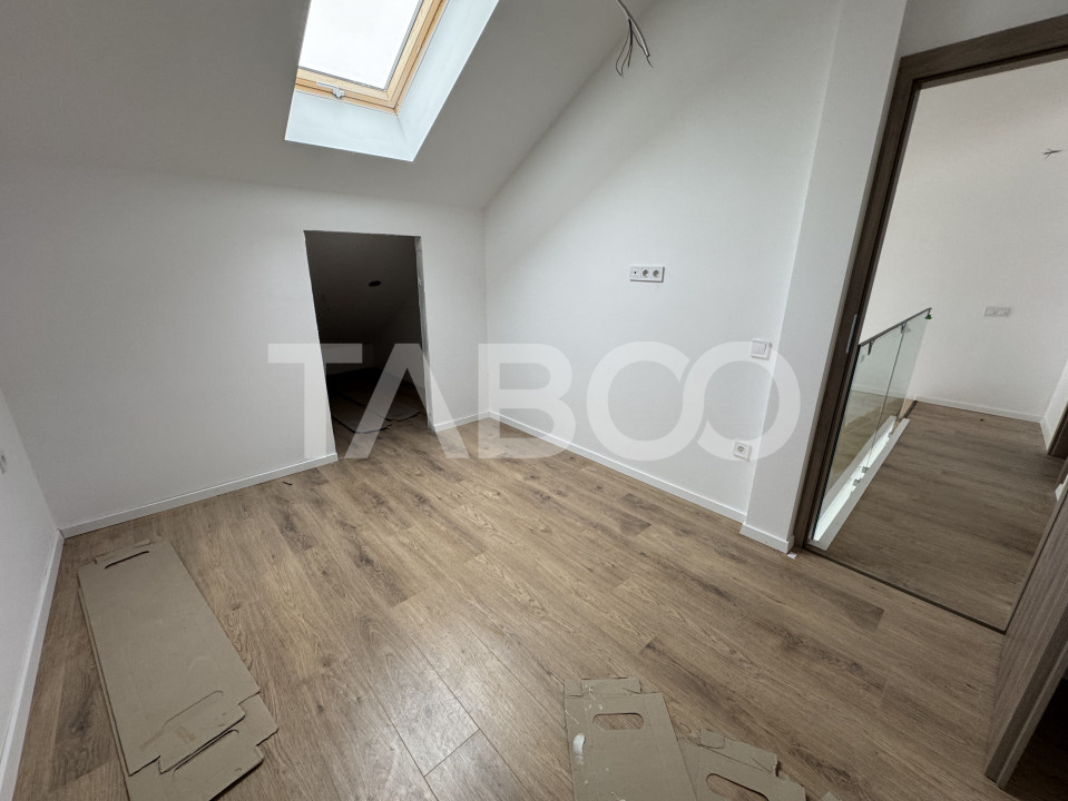 Apartament la cheie 5 camere 3 bai 105 mp balcon loc parcare Sibiu