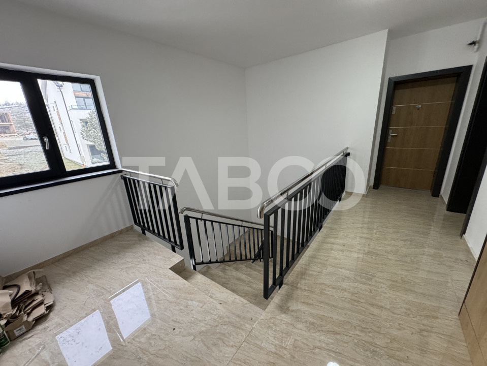 Apartament la cheie 5 camere 3 bai 105 mp balcon loc parcare Sibiu
